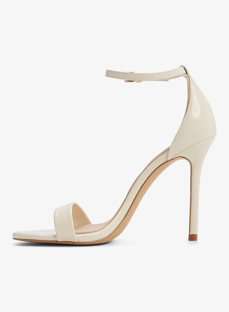 الدو صنادل بكعب عالٍ وحزام للكاحل من جيسينث